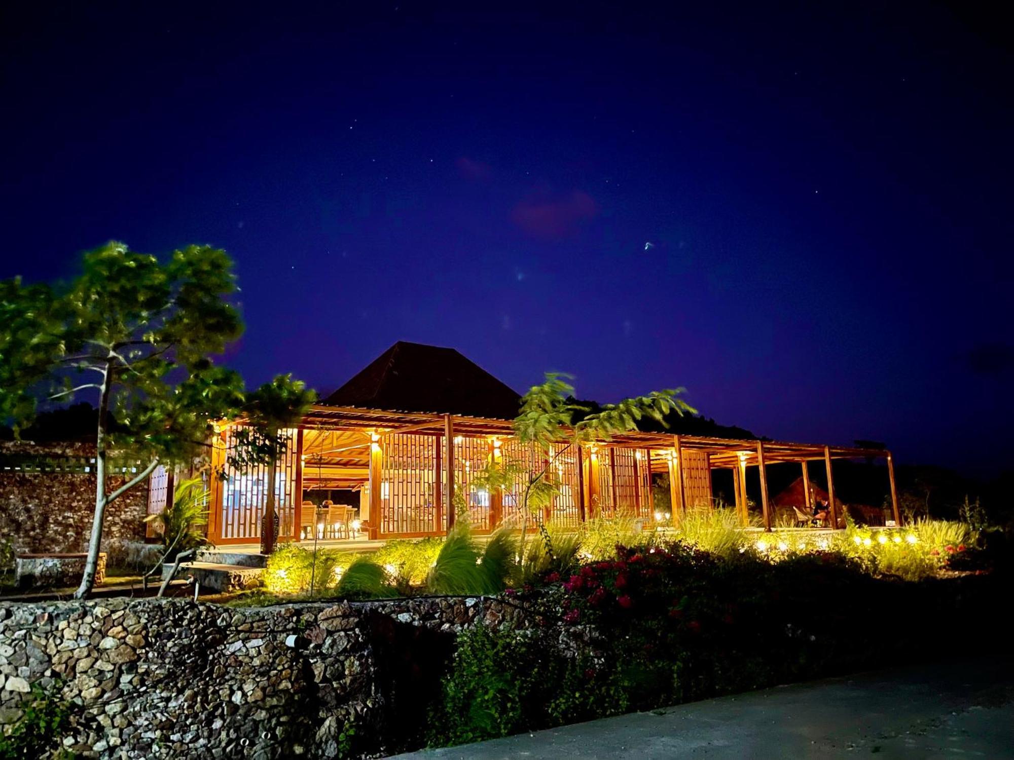 Lobster Bay Lombok Hotel Awang Luaran gambar